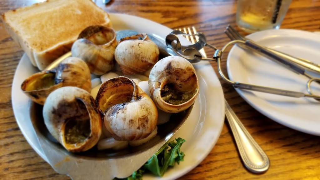 The Irish Lion Restaurant & Pub | restaurant | 212 W Kirkwood Ave, Bloomington, IN 47404, USA | 8123369076 OR +1 812-336-9076