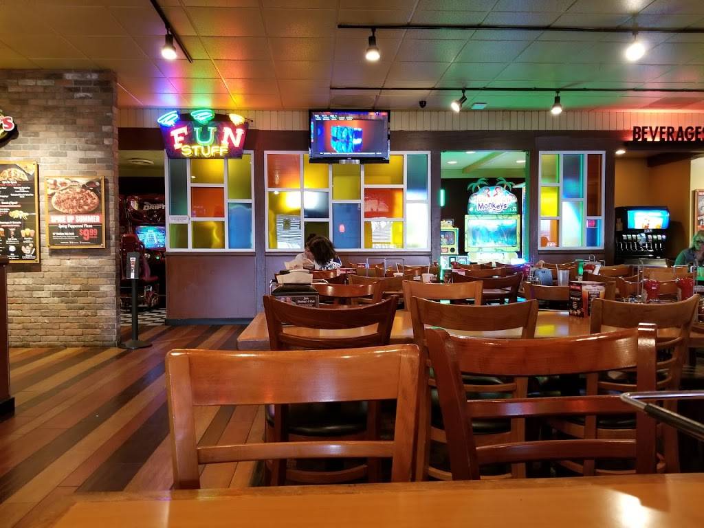Shakeys Pizza Parlor | restaurant | 12030 Paramount Blvd, Downey, CA 90242, USA | 5628610754 OR +1 562-861-0754