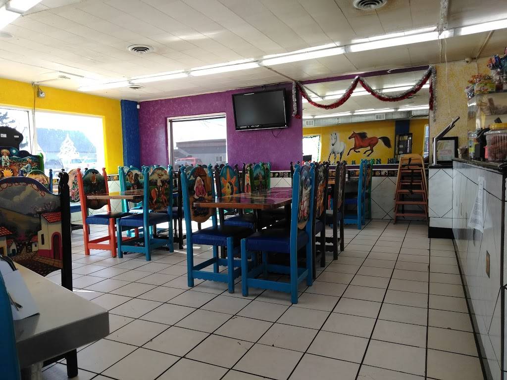 Tacos & Salsas | restaurant | 75 S Main St, Brighton, CO 80601, USA | 3036596220 OR +1 303-659-6220