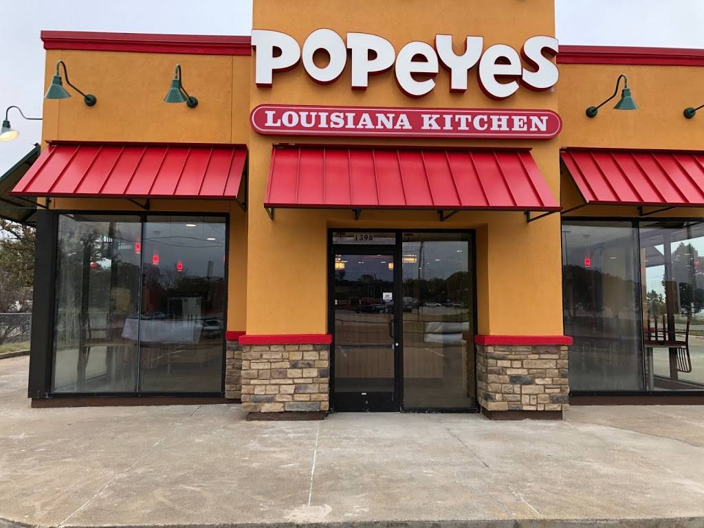 Popeyes Louisiana Kitchen | restaurant | 1398 E Tyler St, Athens, TX 75751, USA | 9038044220 OR +1 903-804-4220