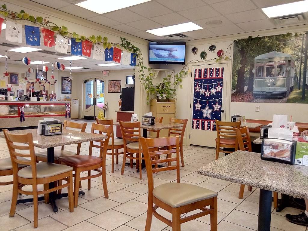 Rickey Meches Donuts | bakery | 2605 Kaliste Saloom Rd Drive, Lafayette, LA 70508, USA | 3379899909 OR +1 337-989-9909