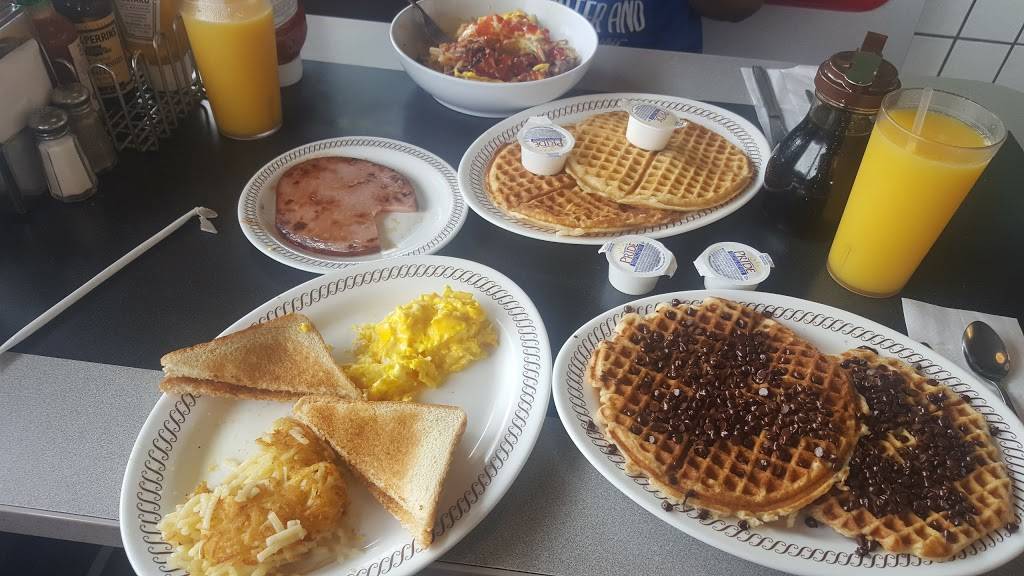 Waffle House | meal takeaway | 599 US-17, Little River, SC 29566, USA | 8432496139 OR +1 843-249-6139