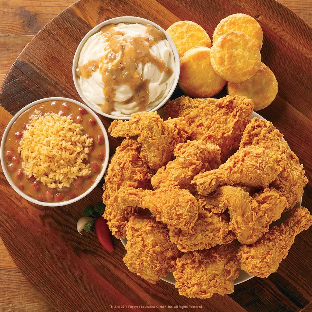 Popeyes Louisiana Kitchen - Restaurant | 550 Fennell Ave E, Hamilton ...