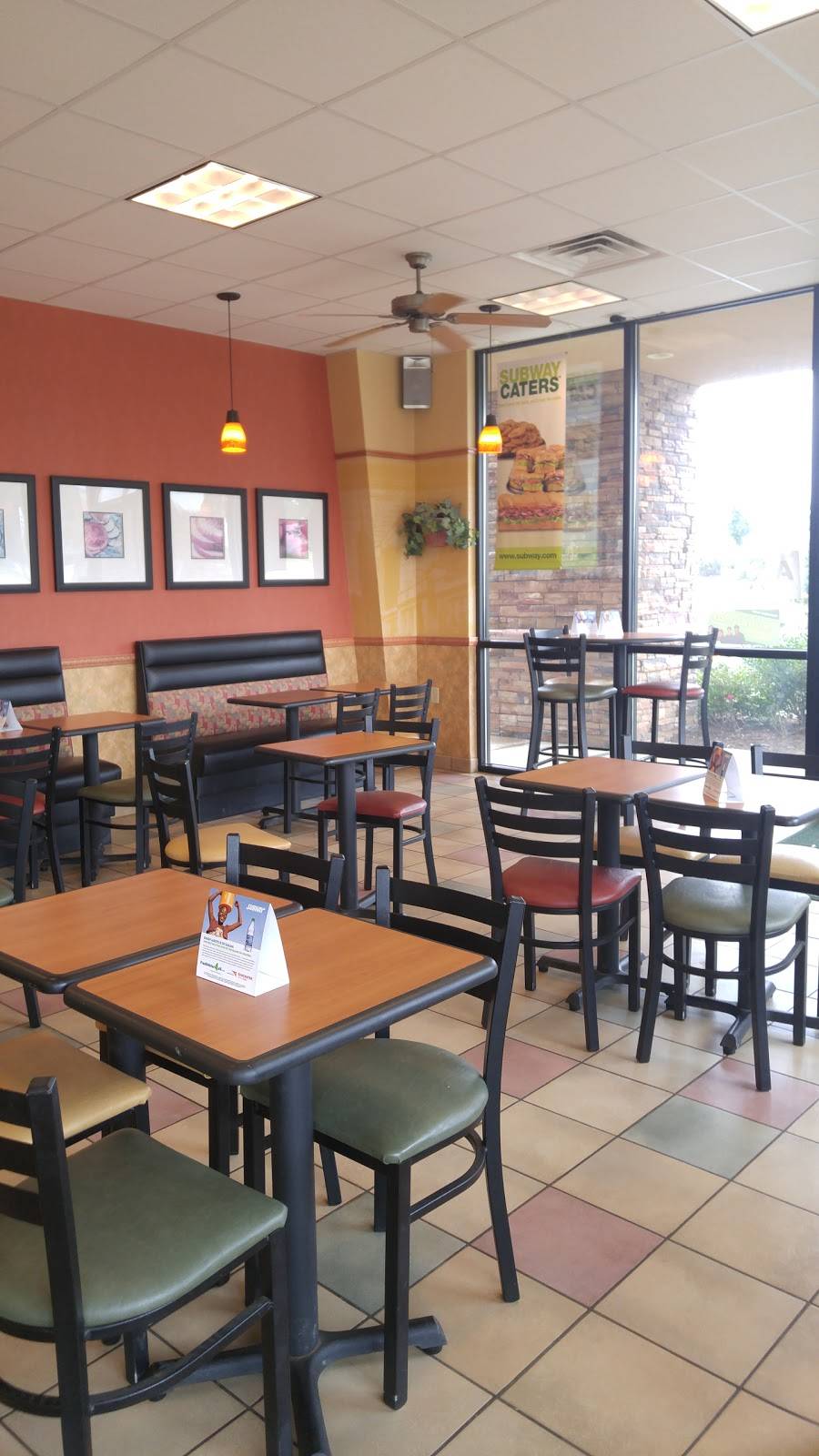 Subway Restaurant 2300 Terra Crossing Blvd, Louisville, KY 40245, USA