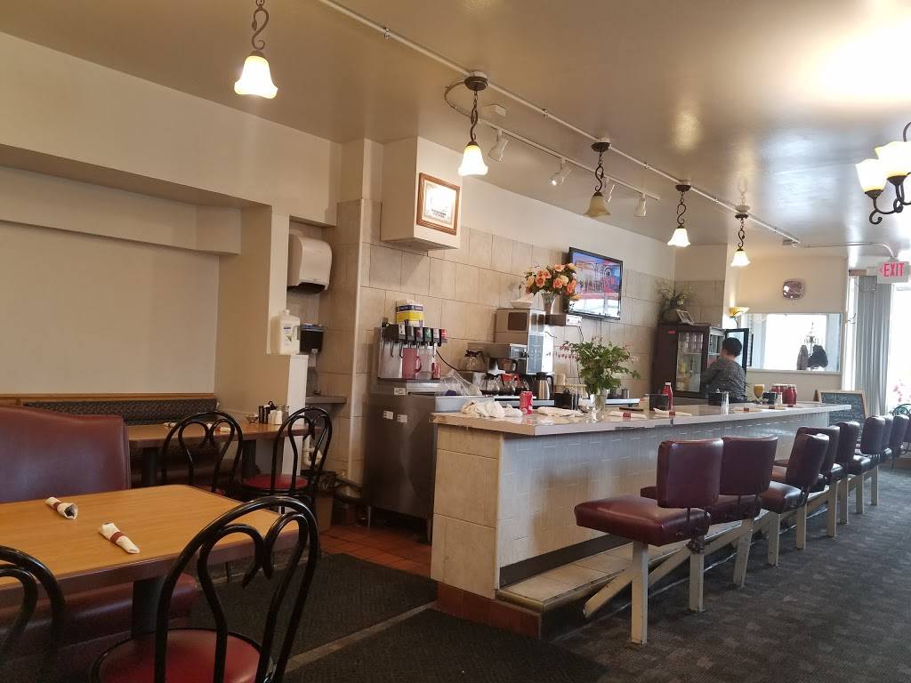Egg House Cafe | cafe | 6418 Bass Lake Rd, Crystal, MN 55428, USA | 7635356202 OR +1 763-535-6202
