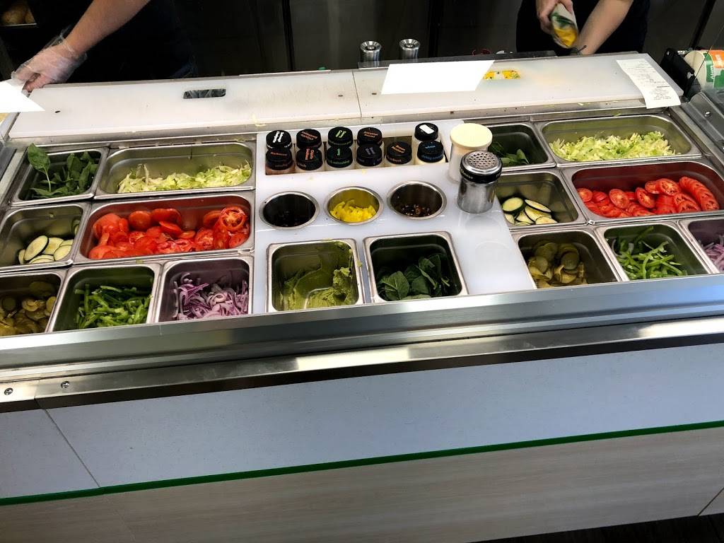 Subway | meal takeaway | 1735 W Sunshine St #116, Springfield, MO 65807, USA | 4178657827 OR +1 417-865-7827