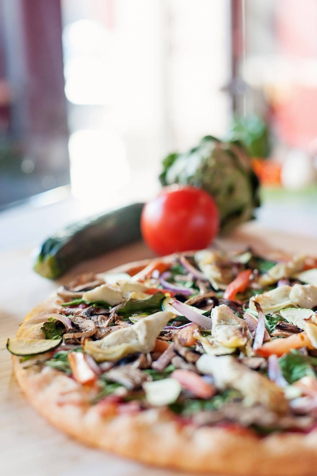 Rovente Pizzeria - Tigard | restaurant | 13727 SW Pacific Hwy Suite# 200, Tigard, OR 97223, USA | 5037477848 OR +1 503-747-7848