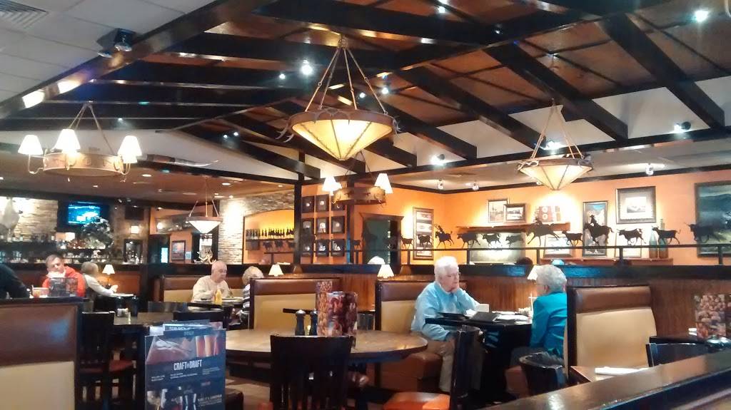 LongHorn Steakhouse | meal takeaway | 68040 Mall Ring Rd, St Clairsville, OH 43950, USA | 7406994722 OR +1 740-699-4722