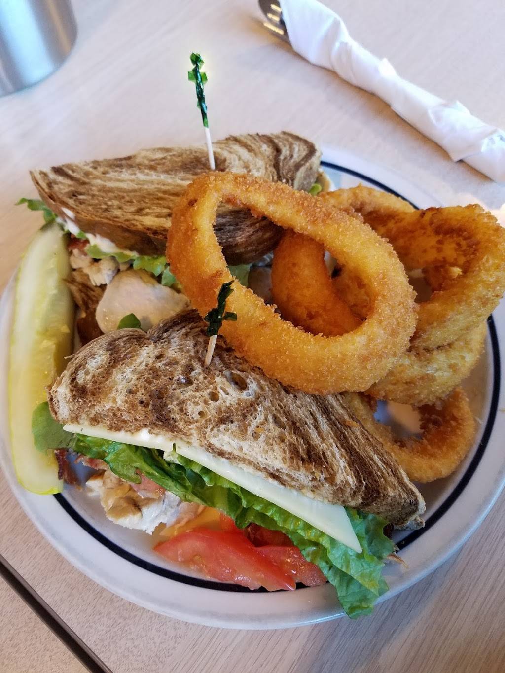 IHOP | bakery | 3035 E 53rd St, Davenport, IA 52807, USA | 5634590770 OR +1 563-459-0770