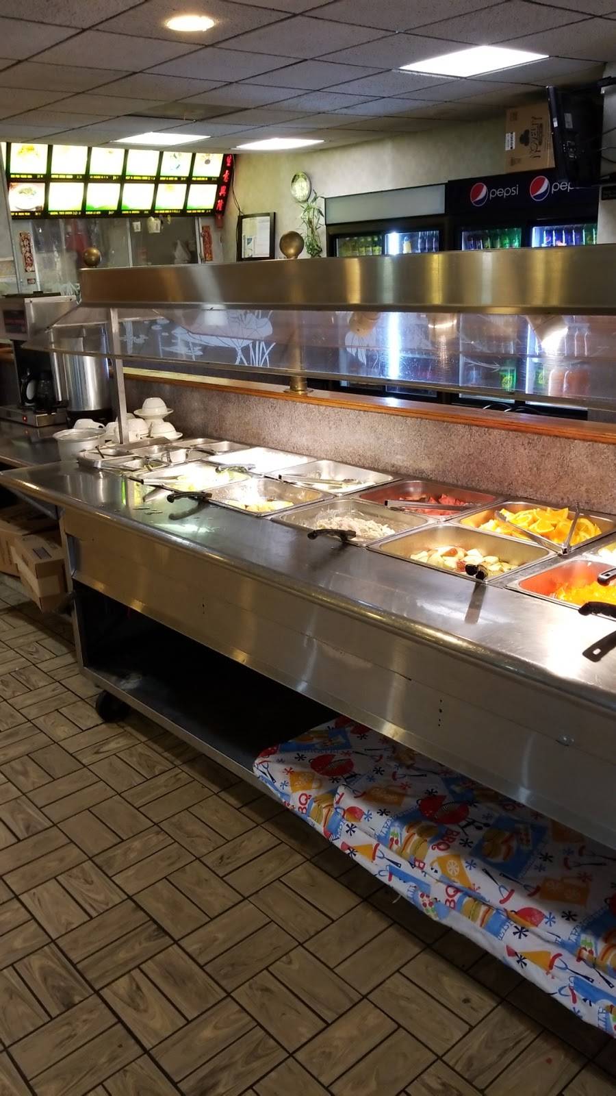 Main Moon Restaurant | restaurant | 97 Main St, Danbury, CT 06810, USA | 2037434913 OR +1 203-743-4913
