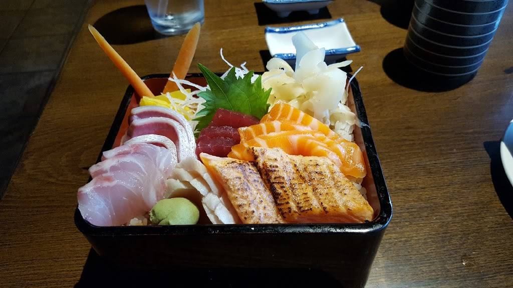 Toshi Izakaya Restaurant | meal takeaway | 136 Simsbury Rd #4, Avon, CT 06001, USA | 8606778242 OR +1 860-677-8242