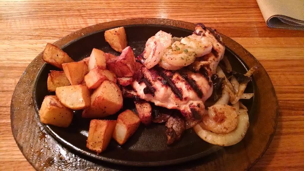 Applebees Grill + Bar | restaurant | 3450 Doctor M.L.K. Jr Blvd, New Bern, NC 28562, USA | 2526378050 OR +1 252-637-8050