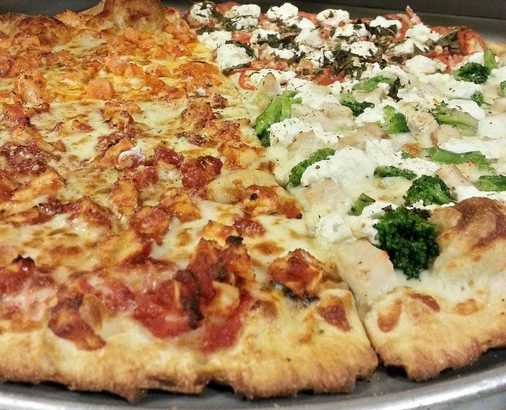 Due Fratelli Pizza | meal delivery | 894 Dekalb Ave, Brooklyn, NY 11211, USA | 3477709222 OR +1 347-770-9222