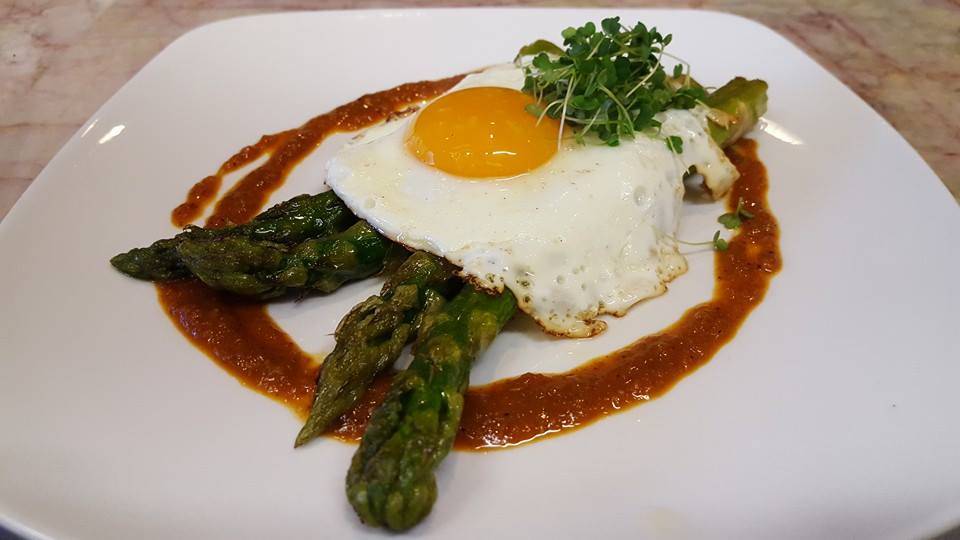 Bascule Bridge Grille | restaurant | 1006 Bridge St, Ashtabula, OH 44004, USA | 4409640301 OR +1 440-964-0301