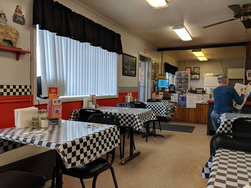 Mc Leans Family Restaurant | restaurant | 1843 NY-9N, Keeseville, NY 12944, USA | 5188349612 OR +1 518-834-9612