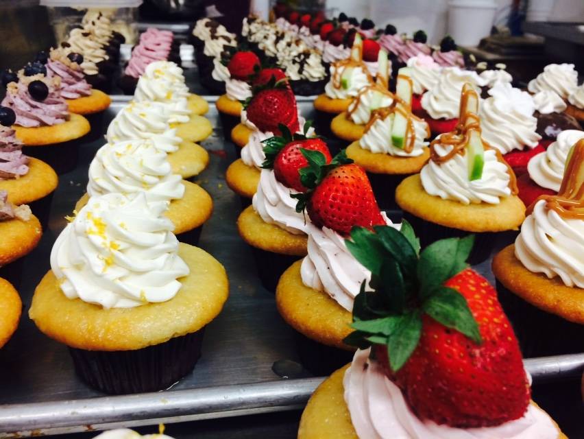 Alice Bakery & Confectionary | bakery | 95 E Butler Ave, Ambler, PA 19002, USA | 2156462000 OR +1 215-646-2000