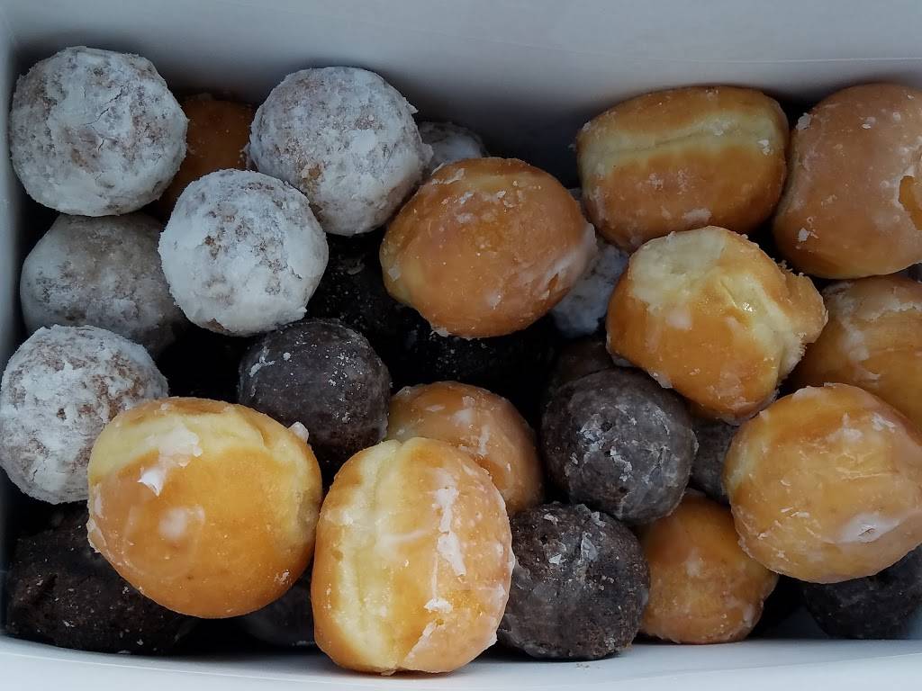 Dunkin | bakery | 4922 La Sierra Ave, Riverside, CA 92505, USA | 9517778377 OR +1 951-777-8377