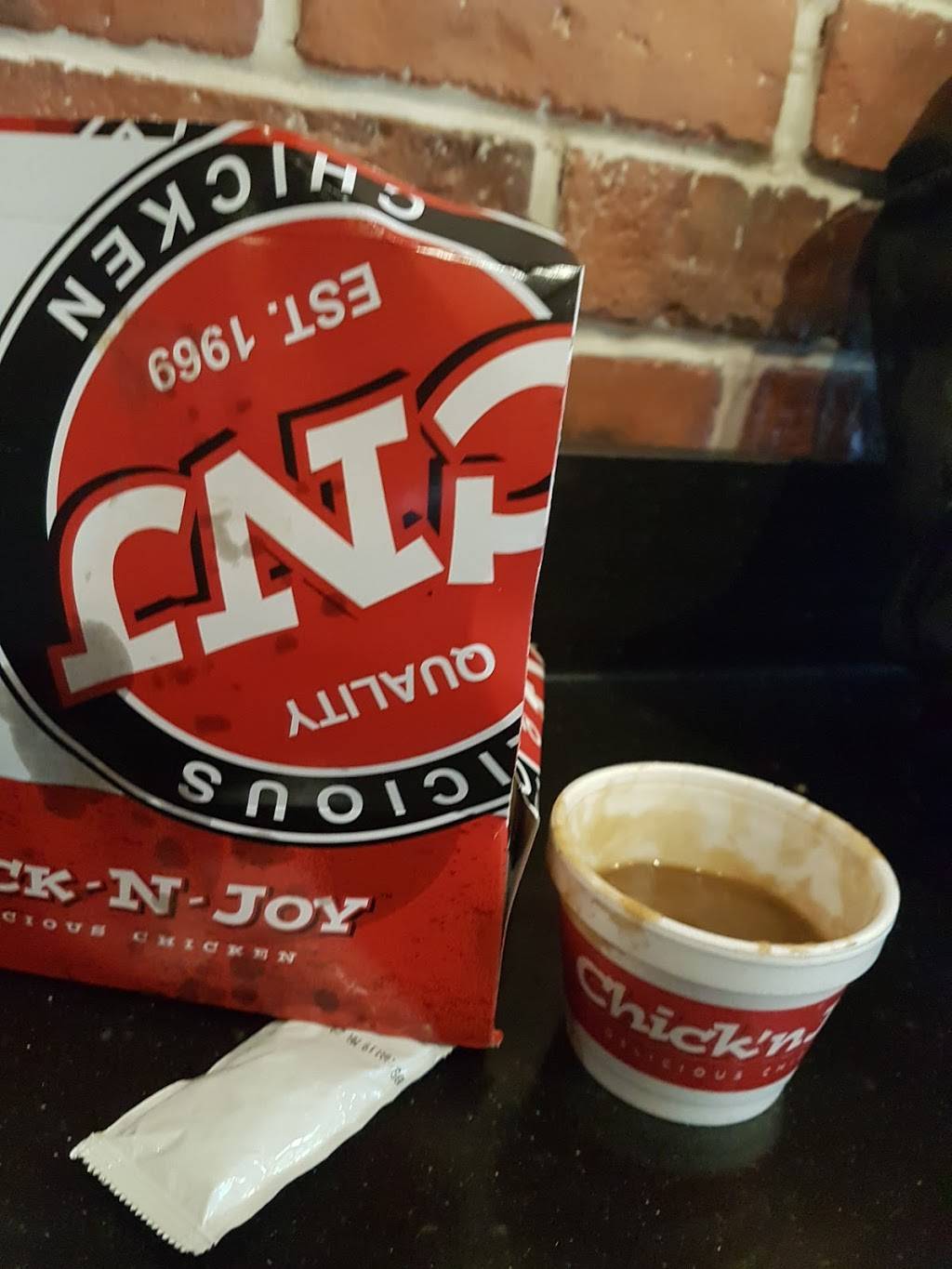 CHICK•N•JOY Restaurant 4449 Kingston Rd, Scarborough, ON M1E 2N7