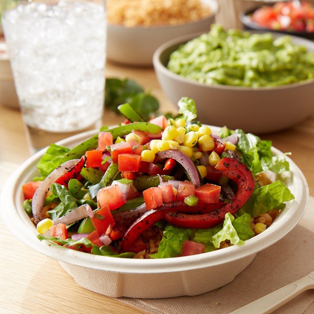 QDOBA Mexican Eats | restaurant | 2105 Sidney Baker St Unit 4, Kerrville, TX 78028, USA | 8308000175 OR +1 830-800-0175