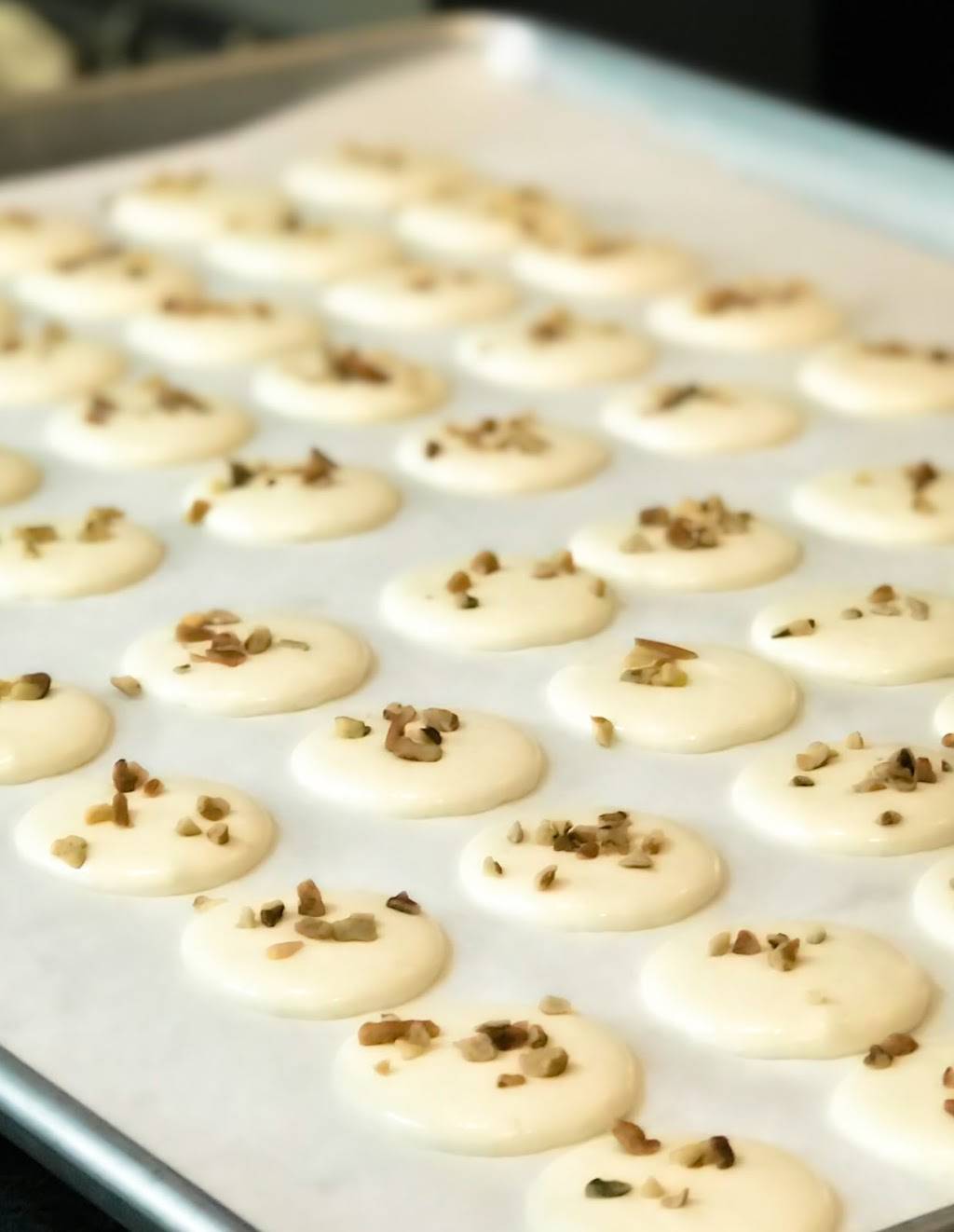 Lavender Jones Macarons | bakery | 412 Bacon Rd, Painesville, OH 44077, USA | 4408531677 OR +1 440-853-1677