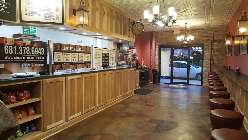 Charlie Graingers | restaurant | 300A 8th St, Huntington, WV 25701, USA | 6813786943 OR +1 681-378-6943