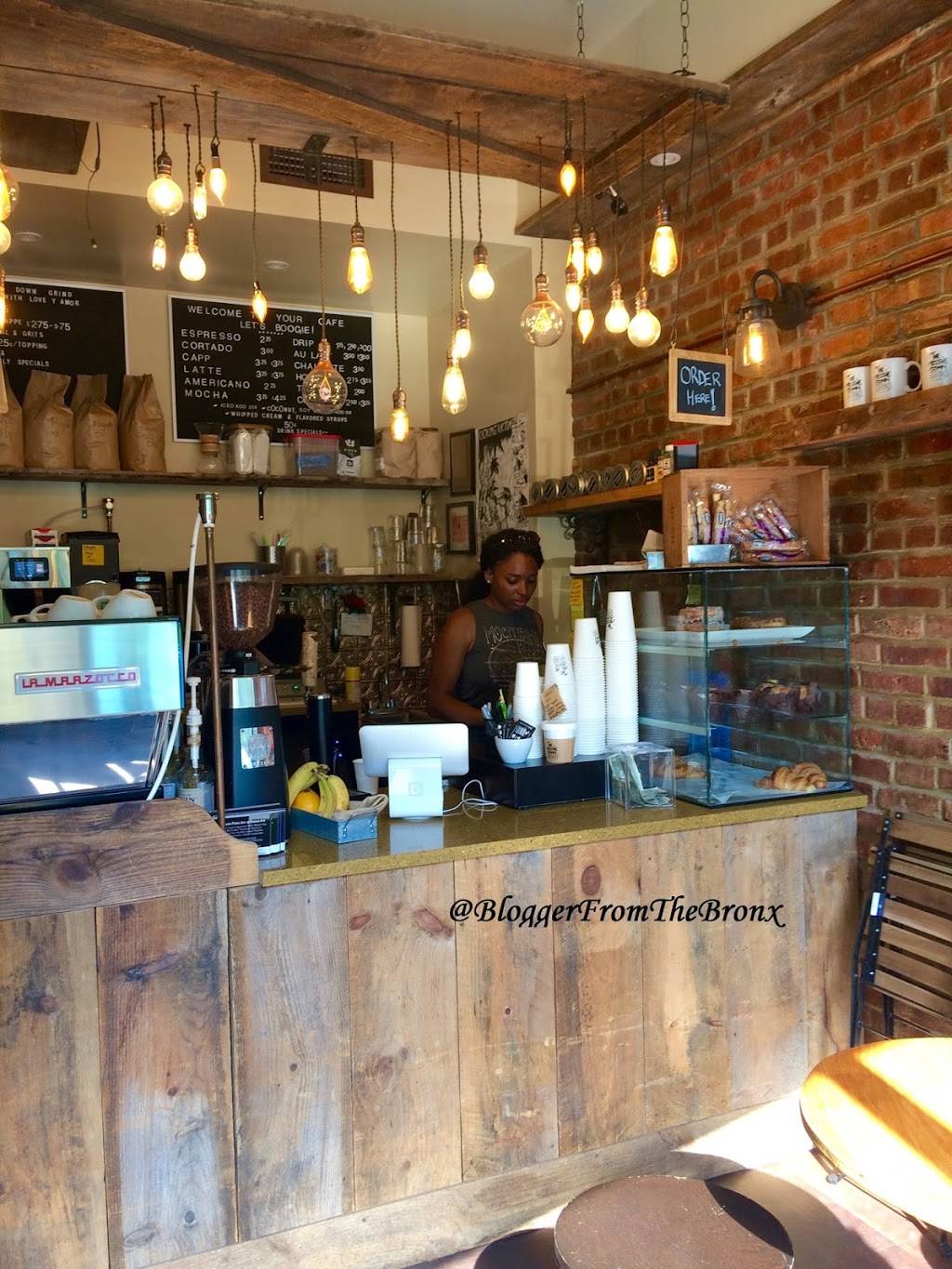 Boogie Down Grind Café | cafe | 868 Hunts Point Ave, The Bronx, NY 10474, USA | 7189868548 OR +1 718-986-8548