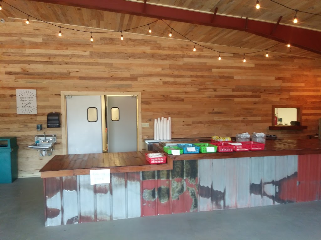 Bear Claw Grill | restaurant | 126 W 2nd St, Chase City, VA 23924, USA | 4345333477 OR +1 434-533-3477