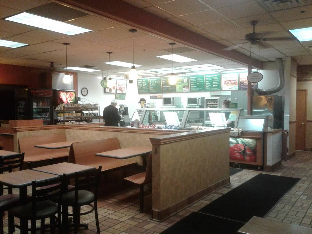 Subway Restaurants | restaurant | 1191 Geneva Ave N, Oakdale, MN 55128, USA | 6517310340 OR +1 651-731-0340