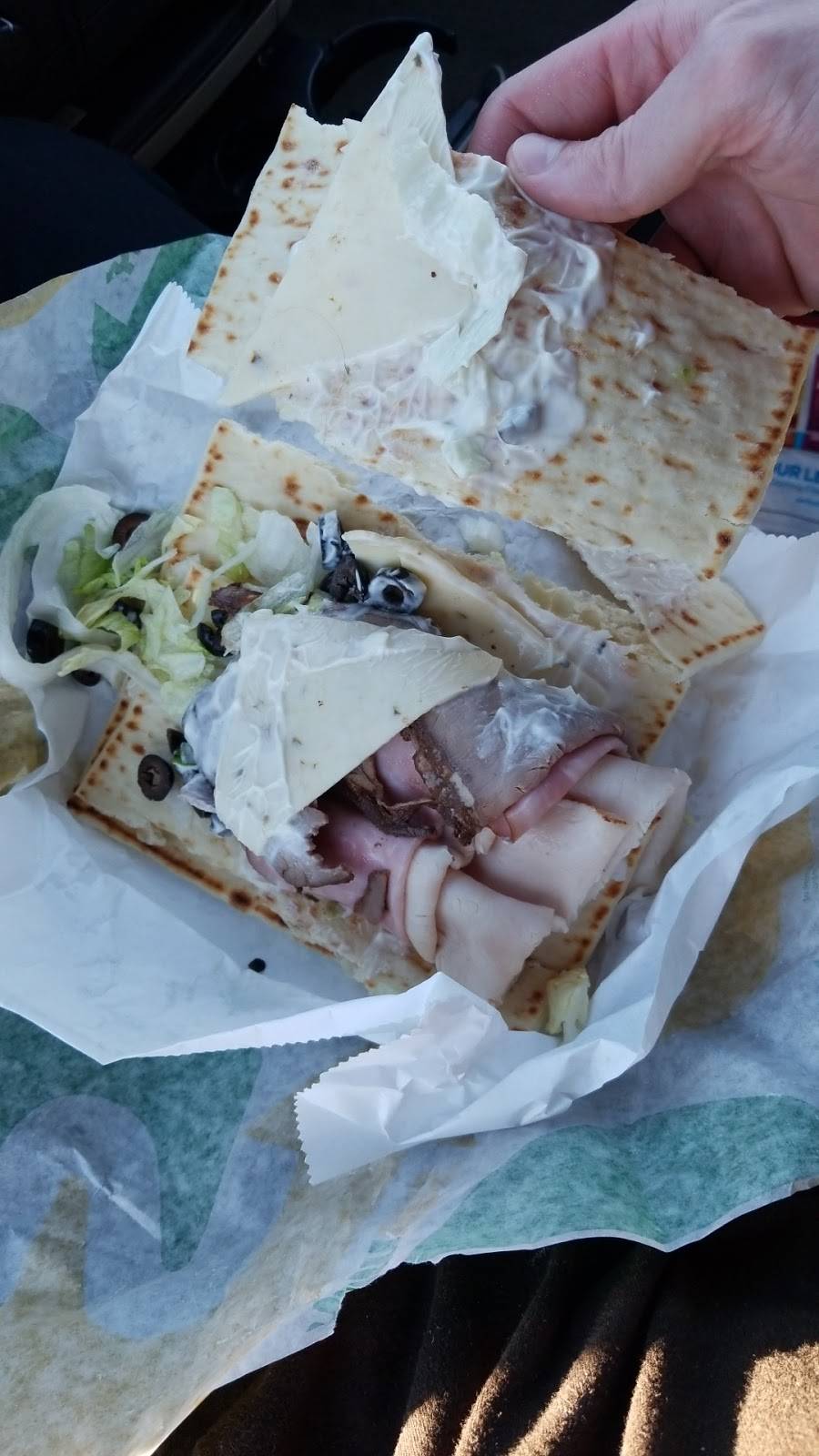 Subway | meal takeaway | 2820 W Division St, St Cloud, MN 56301, USA | 3202594645 OR +1 320-259-4645