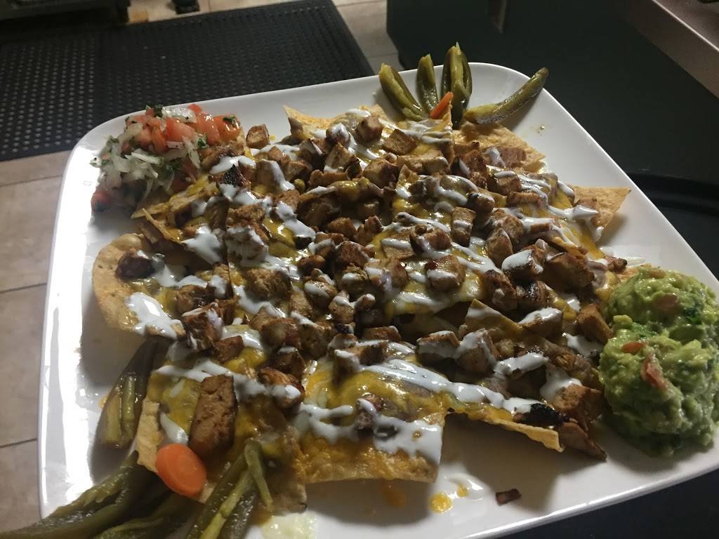 EL ARROYO MODERN MEXICAN KITCHEN | restaurant | 416 S Palestine St c, Athens, TX 75751, USA | 9032925279 OR +1 903-292-5279