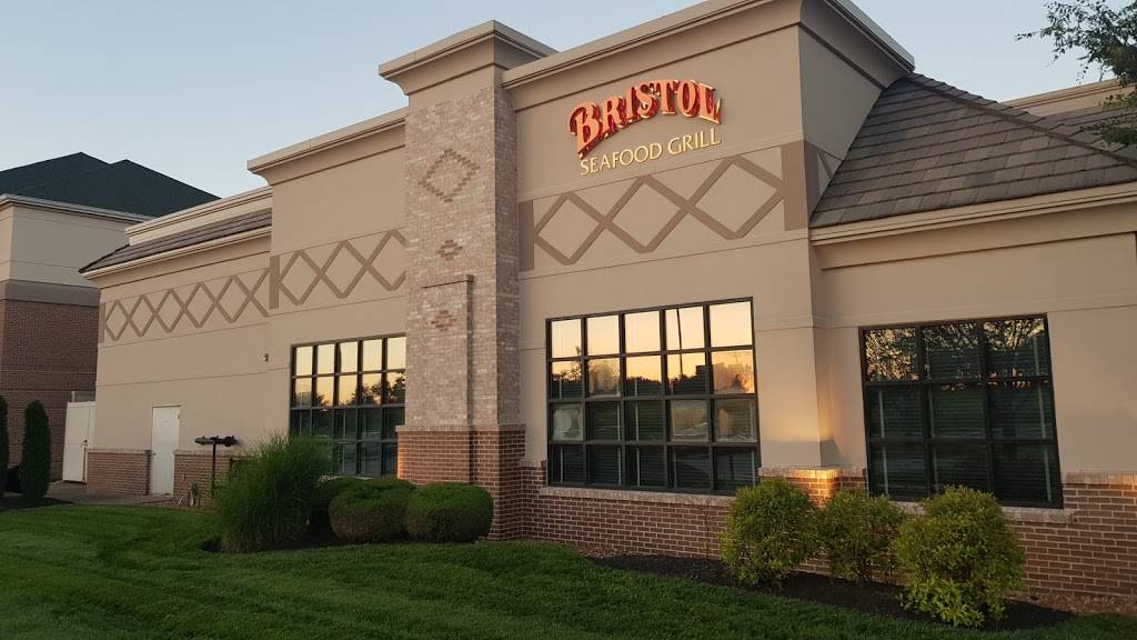Bristol Seafood Grill | night club | 2314 Technology Dr, OFallon, MO 63368, USA | 6366256350 OR +1 636-625-6350