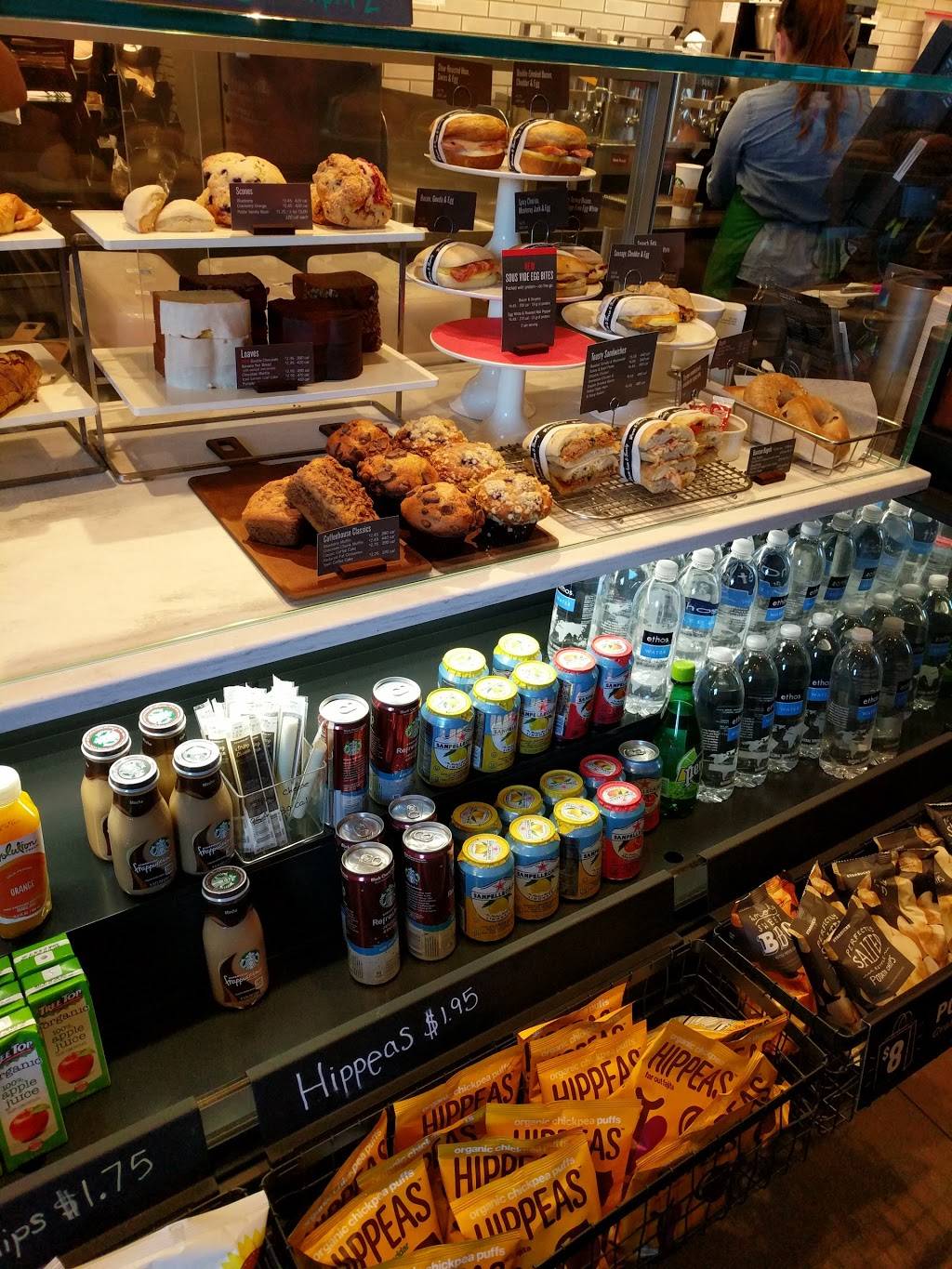 Starbucks | cafe | 3935 41st Ave Dr, Moline, IL 61265, USA | 3097975343 OR +1 309-797-5343