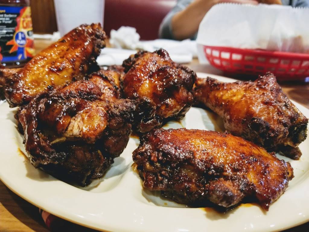 Big Bob Gibson Bar-B-Q | restaurant | 1715 6th Ave SE, Decatur, AL 35601, USA | 2563506969 OR +1 256-350-6969