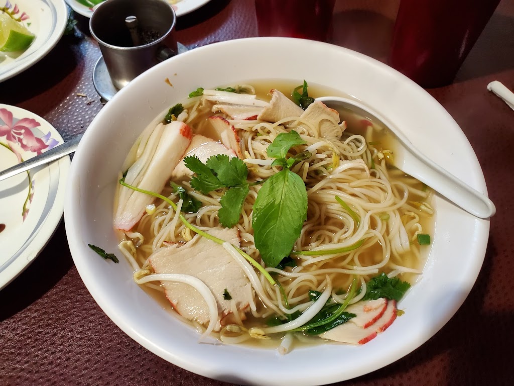 Hien Vuong Restaurant | restaurant | 417 Main St, Kansas City, MO 64106, USA | 8168421020 OR +1 816-842-1020