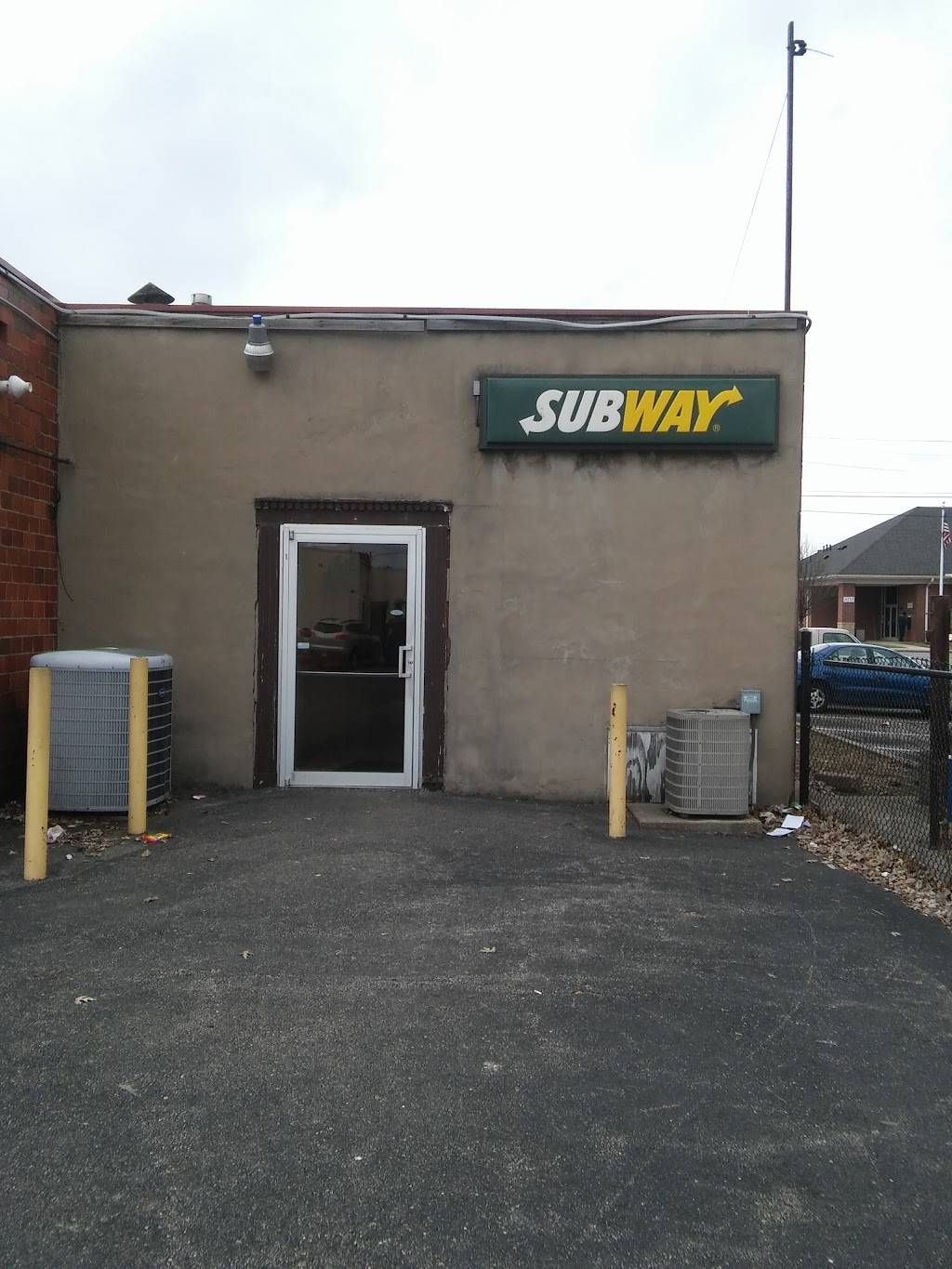 Subway | restaurant | 6836 Hamilton Ave, North College Hill, OH 45224, USA | 5139317827 OR +1 513-931-7827