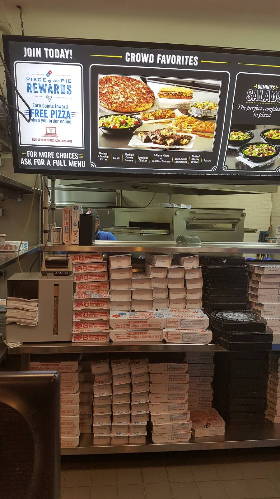 Dominos Pizza | meal delivery | 1051 Broadway, Bayonne, NJ 07002, USA | 2013393030 OR +1 201-339-3030
