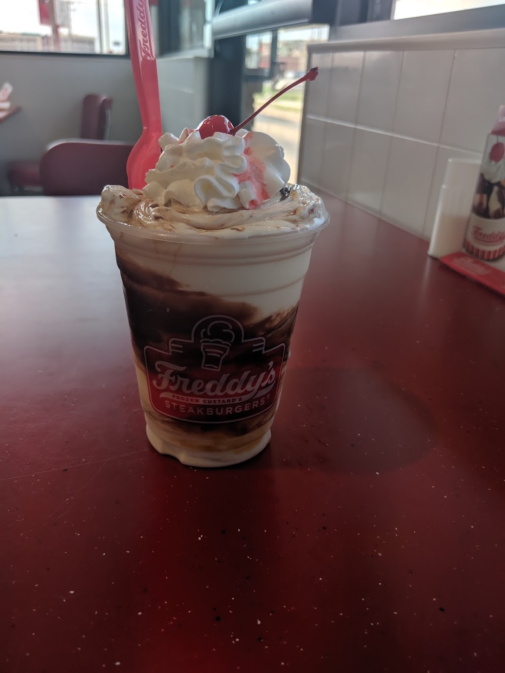 Freddys Frozen Custard & Steakburgers | restaurant | 2702 Southwest Blvd, San Angelo, TX 76904, USA | 3257036550 OR +1 325-703-6550