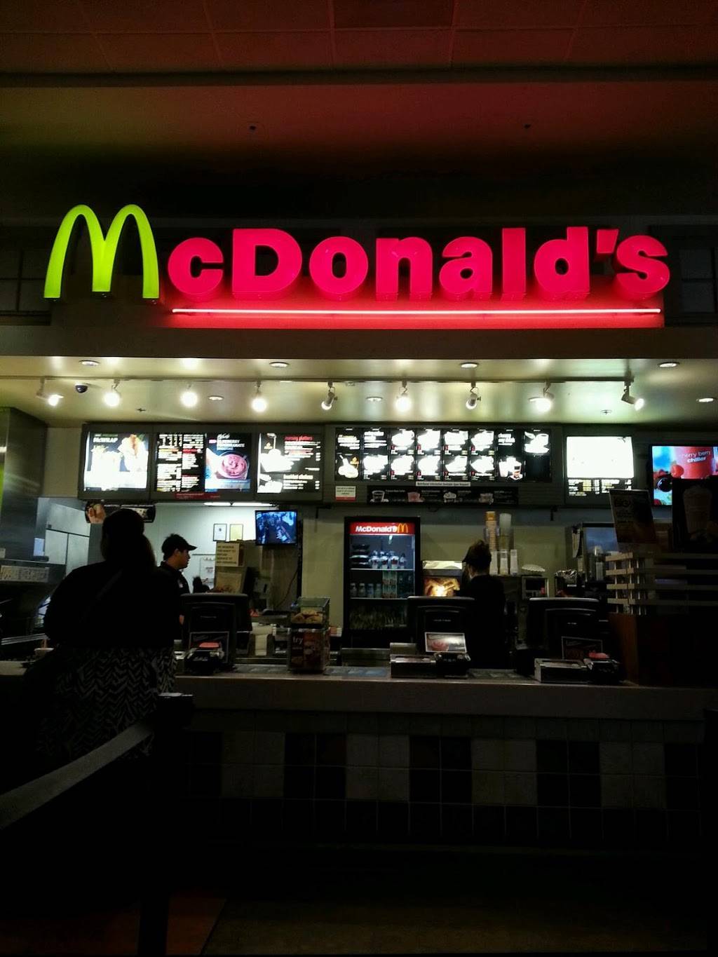 McDonalds | cafe | 1800 N N Main St, Salinas, CA 93906, USA | 8314434500 OR +1 831-443-4500