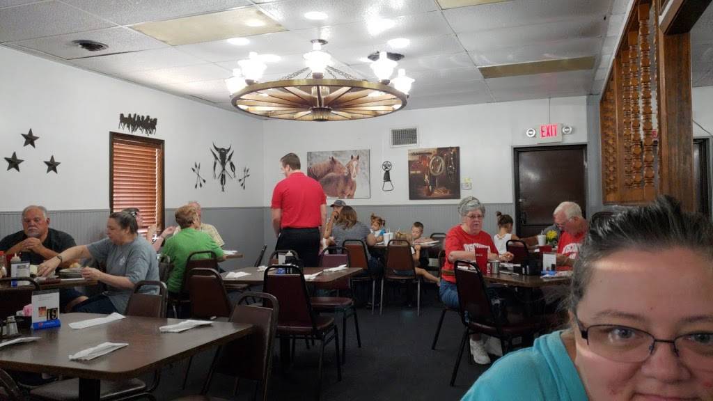 Mccormicks Family Diner | restaurant | 305 Independence Ave, Kennett, MO 63857, USA | 5738884909 OR +1 573-888-4909