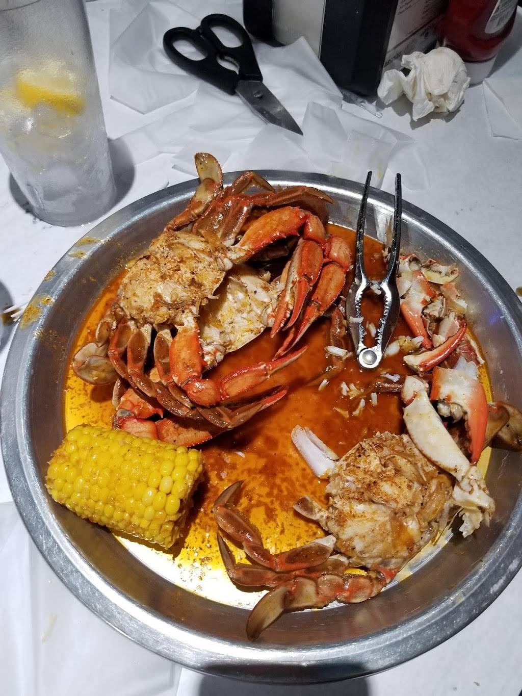 Pier 88 Boiling Seafood & Bar - Restaurant | 2288 Gunbarrel Rd #130 ...