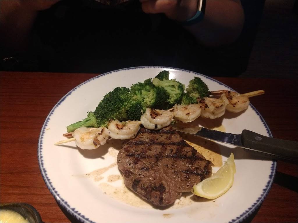 Red Lobster | restaurant | 755 Zane St, Zanesville, OH 43701, USA | 7404532323 OR +1 740-453-2323