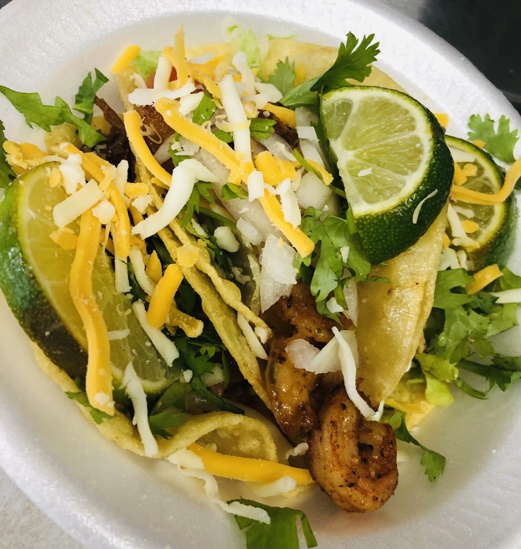 T&S Tacos & Sweets | restaurant | 305 S 8th St, Santa Anna, TX 76878, USA | 5127693591 OR +1 512-769-3591