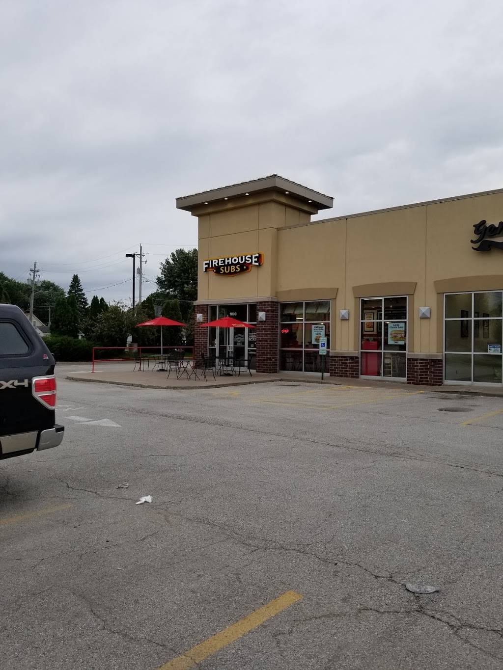 Firehouse Subs | meal delivery | 1800 N Division St #1800, Davenport, IA 52804, USA | 5639494111 OR +1 563-949-4111