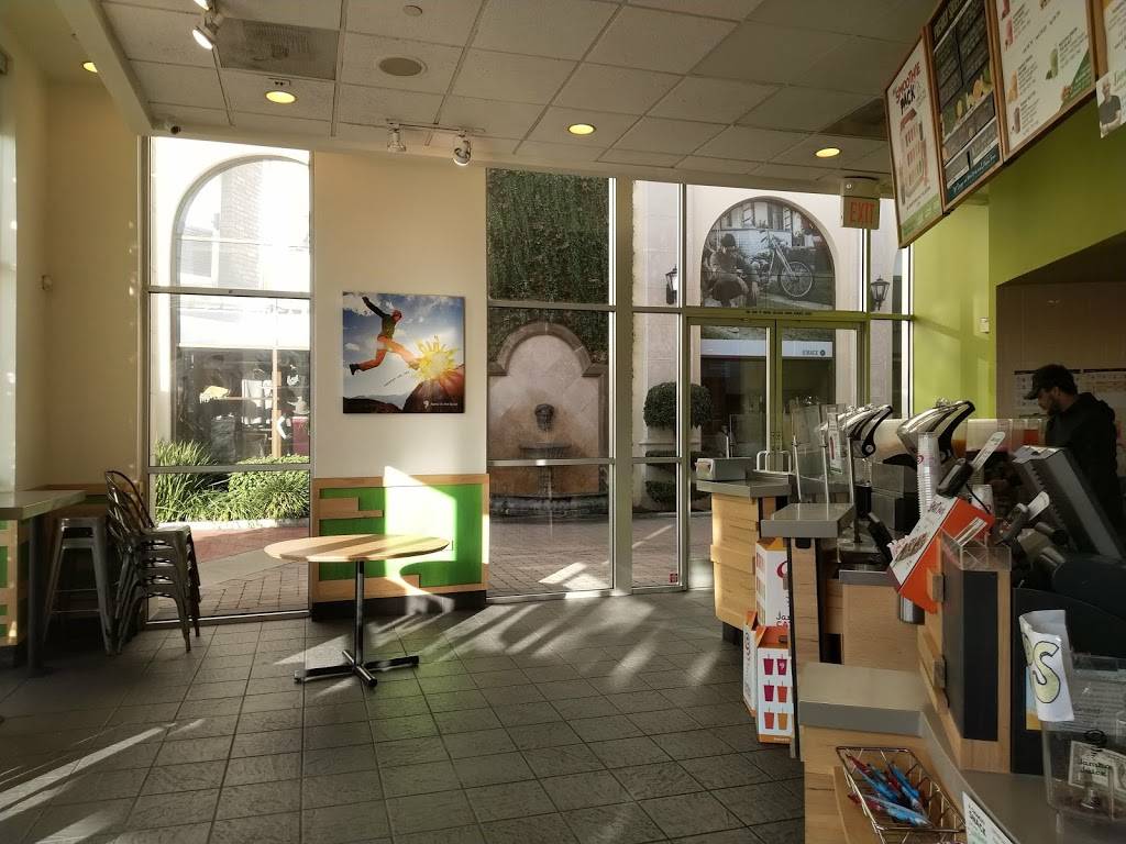 Jamba Juice Restaurant 7821 Edinger Ave B134, Huntington Beach, CA