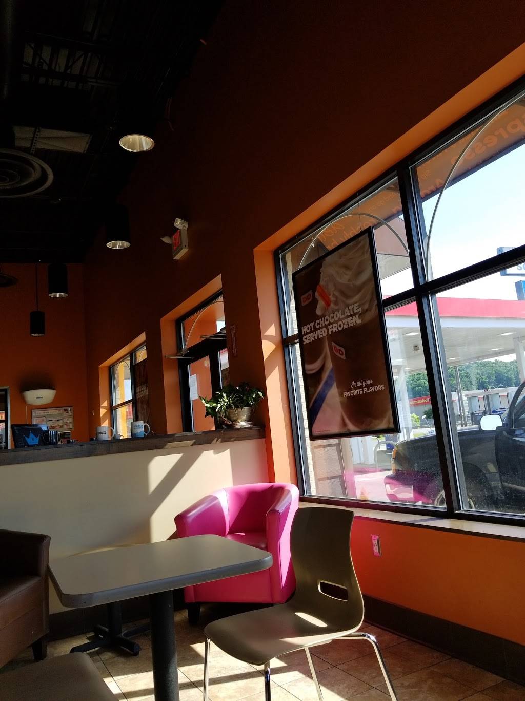 Dunkin | bakery | 4223 Robert C Byrd Dr, Beckley, WV 25801, USA | 3042548102 OR +1 304-254-8102
