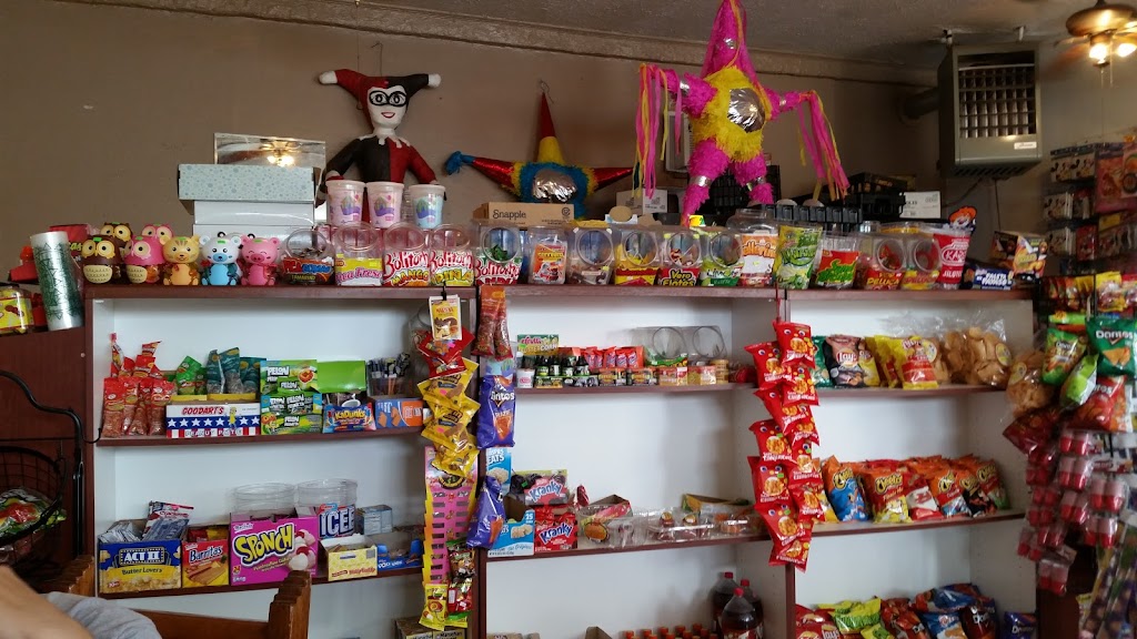 Santanas Mexican Restaurant | restaurant | 300 E Holland Ave, Alpine, TX 79830, USA | 4322942953 OR +1 432-294-2953