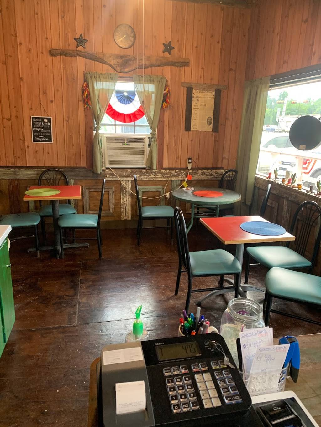 The Original Burrito Barn | restaurant | 100 NE 4th St, Hubbard, TX 76648, USA | 2542058835 OR +1 254-205-8835