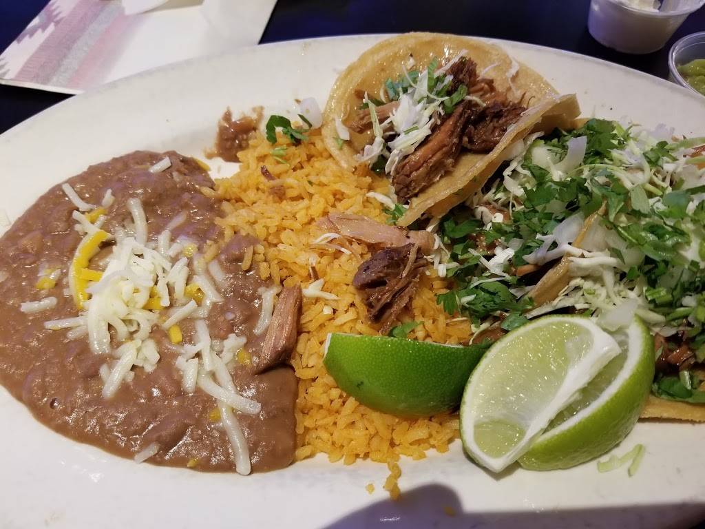 Bobby Salazars Taqueria | restaurant | 3316 W Shaw Ave, Fresno, CA 93711, USA | 5592710836 OR +1 559-271-0836