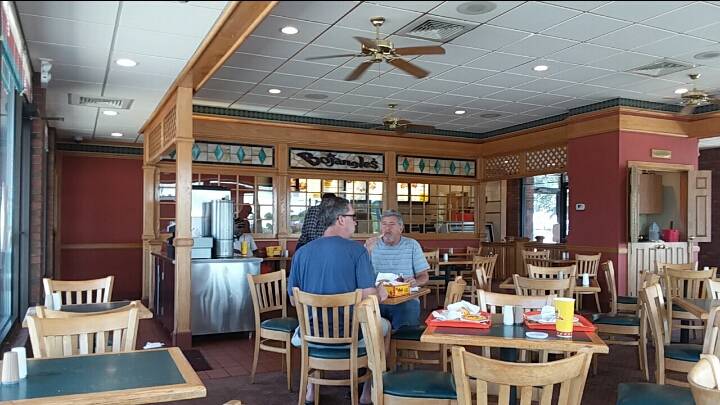 Bojangles Famous Chicken n Biscuits | restaurant | 1105 E Atlantic St, South Hill, VA 23970, USA | 4344476910 OR +1 434-447-6910