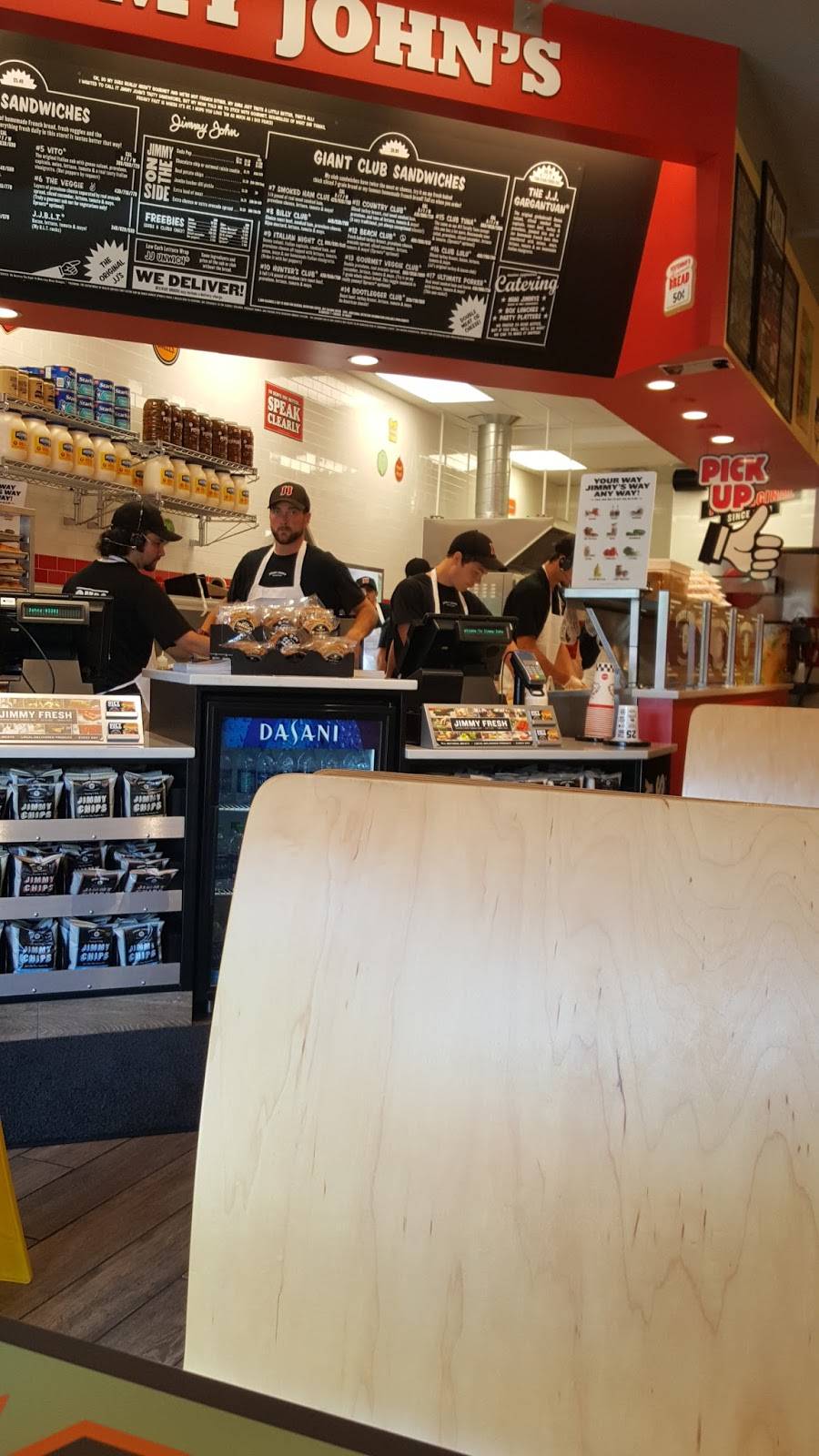 Jimmy Johns | meal delivery | 12871 University Ave #200, Clive, IA 50325, USA | 5152251211 OR +1 515-225-1211